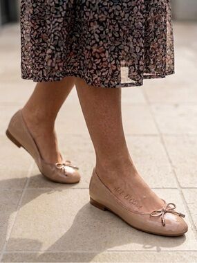 Nine West Ballet Flats Nude Bow Beaded Toe Size 10 New With Box